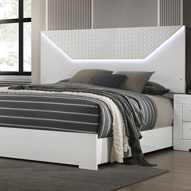 Furniture Of America Whitby Bed FM7216WH-CONF White Glam - sofafair.com