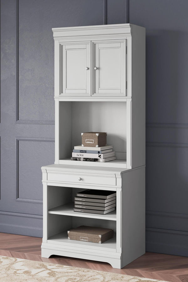 Kanwyn Bookcase H777H7 White Traditional Home Office Cases By Ashley - sofafair.com
