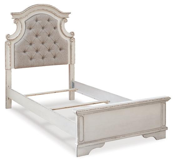 Realyn Twin Panel Bed B743B13 White Casual Youth Beds By Ashley - sofafair.com