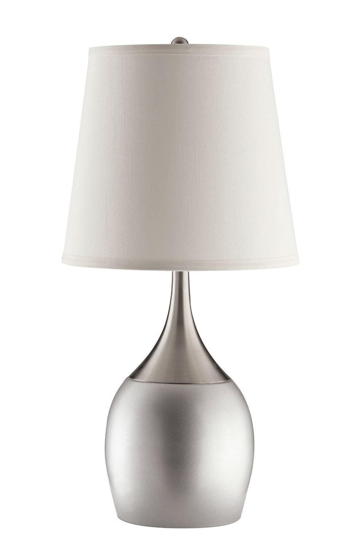 901471 Silver Casual Casual silver and chrome accent lamp By coaster - sofafair.com
