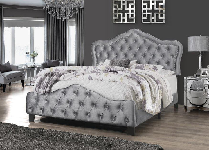 Queen bed 315871 Silver grey cal king bed By coaster - sofafair.com