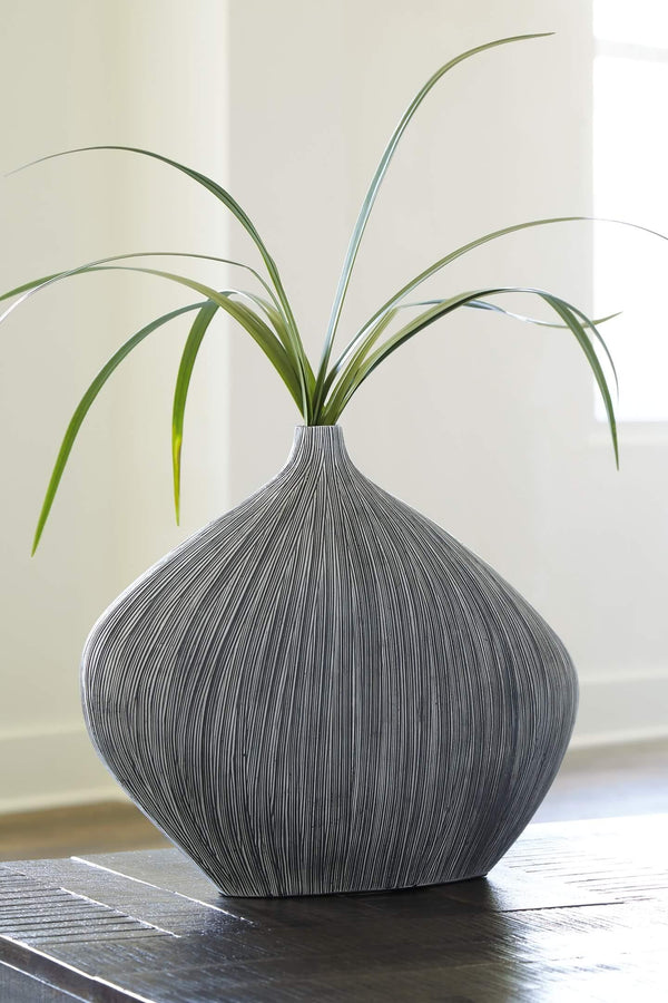 A2000547 Black/Gray Casual Donya Vase By Ashley - sofafair.com
