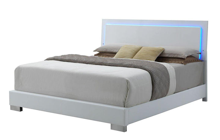 Felicity 203500 White Contemporary twin bed By coaster - sofafair.com