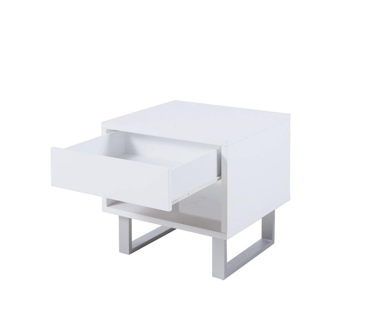 Contemporary glossy white end table 705697 High glossy white End Table1 By coaster - sofafair.com