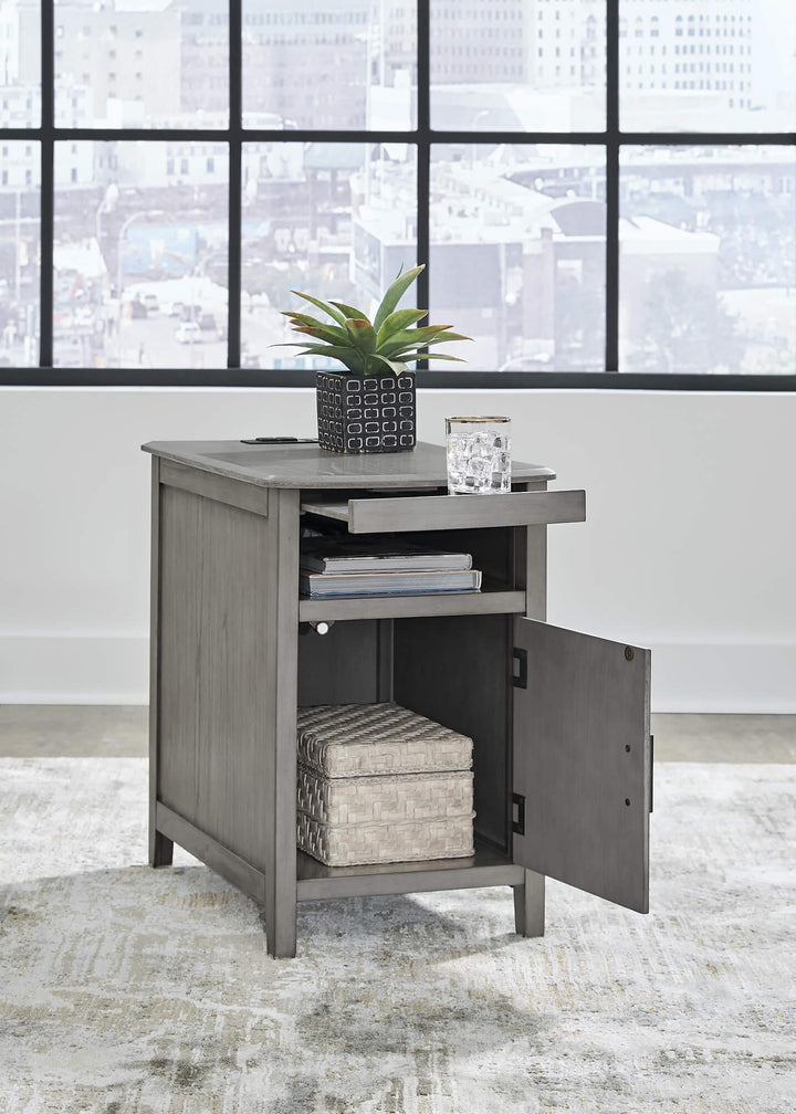 Devonsted Chairside End Table T310-417 Black/Gray Casual End Table Chair Side By AFI - sofafair.com