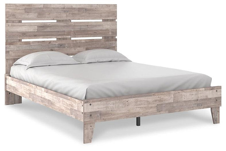 Neilsville Queen Panel Platform Bed EB2320B1 White Casual Master Beds By Ashley - sofafair.com