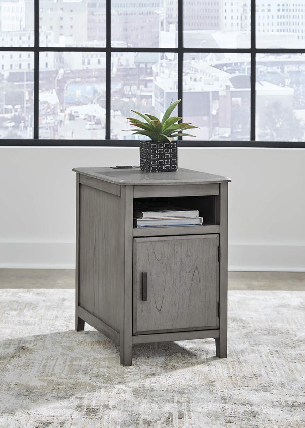 Devonsted Chairside End Table T310-417 Black/Gray Casual End Table Chair Side By AFI - sofafair.com