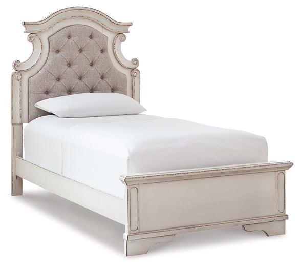 Realyn Twin Panel Bed B743B13 White Casual Youth Beds By Ashley - sofafair.com