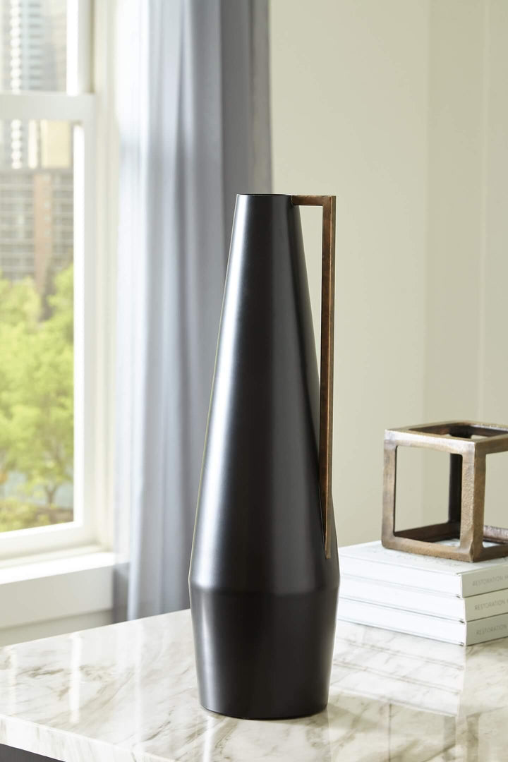 A2000554 Black/Gray Contemporary Pouderbell Vase By Ashley - sofafair.com