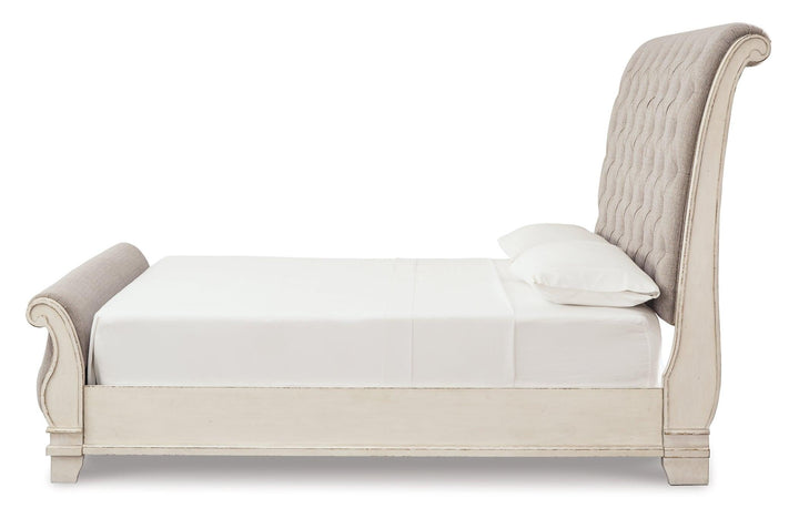 Realyn California King Sleigh Bed B743B10 White Casual Master Beds By Ashley - sofafair.com