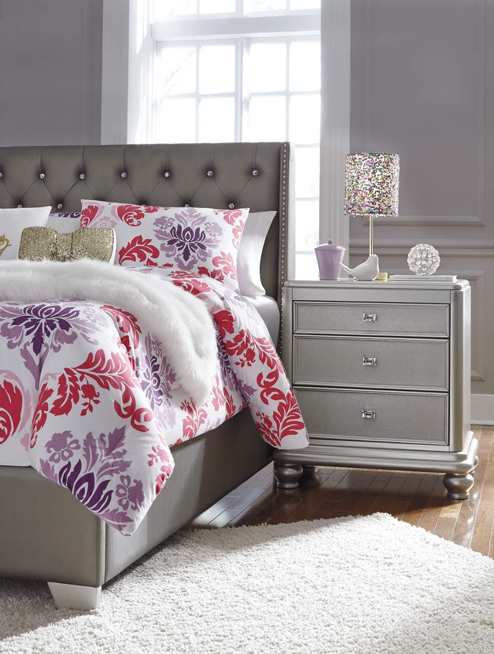 Coralayne Full Upholstered Bed B650B19 White Traditional Youth Beds By Ashley - sofafair.com