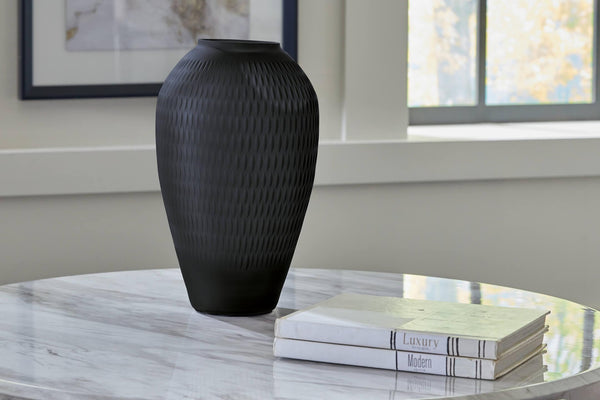 A2000510 Black/Gray Contemporary Etney Vase By Ashley - sofafair.com