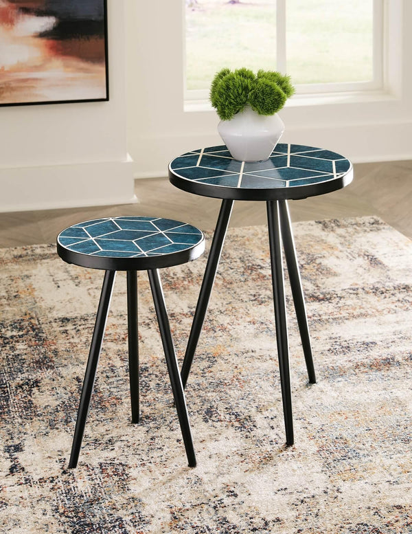 A4000523 Black/Gray Contemporary Clairbelle Accent Table (Set of 2) By Ashley - sofafair.com