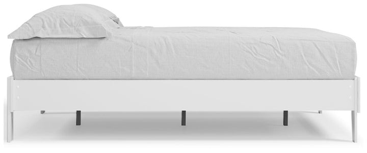 Piperton Queen Platform Bed EB1221-113 White Contemporary Master Beds By Ashley - sofafair.com
