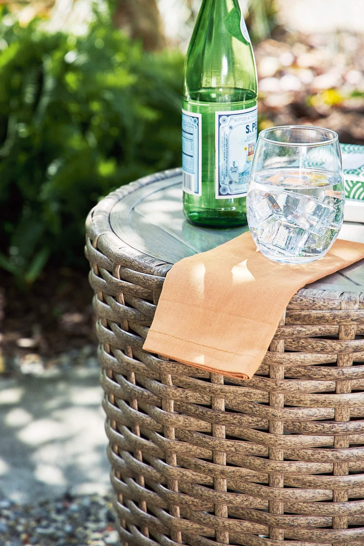 P507-706 Brown/Beige Casual Sandy Bloom Outdoor End Table By Ashley - sofafair.com