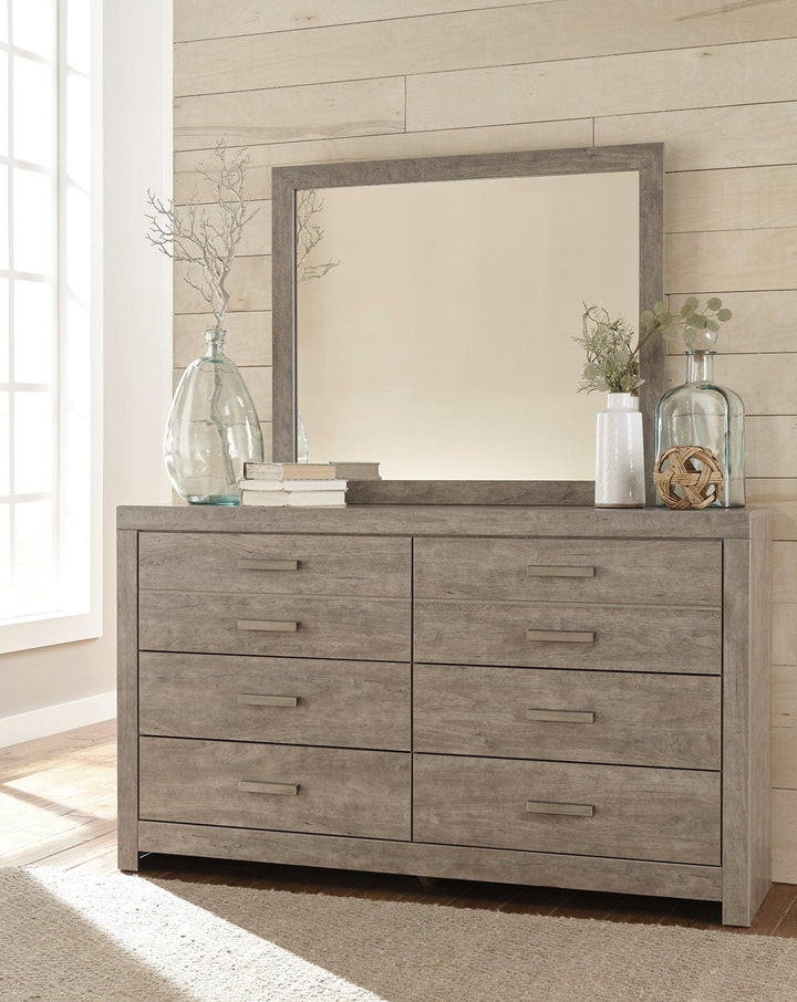 Culverbach Dresser B070-31 Gray Casual Master Bed Cases By AFI - sofafair.com