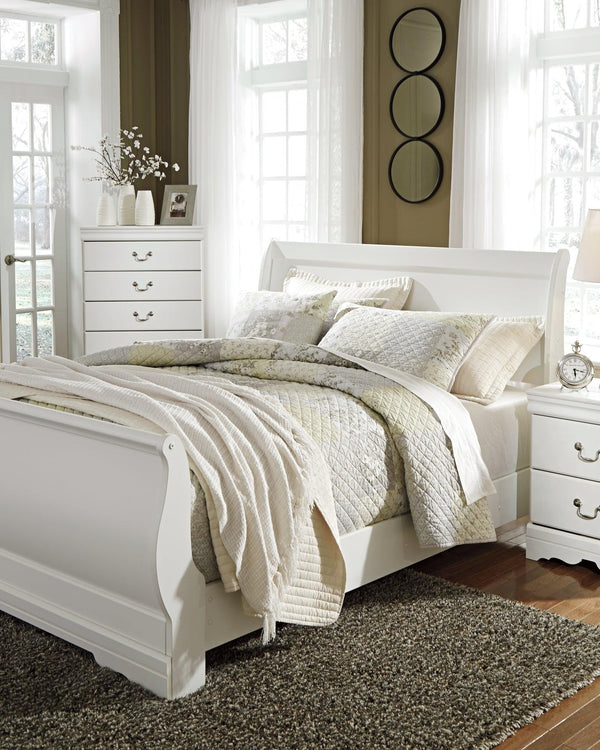 Anarasia Queen Sleigh Bed with Chest of Drawers and Nightstand B129B12 White Traditional Bedroom Package By AFI - sofafair.com