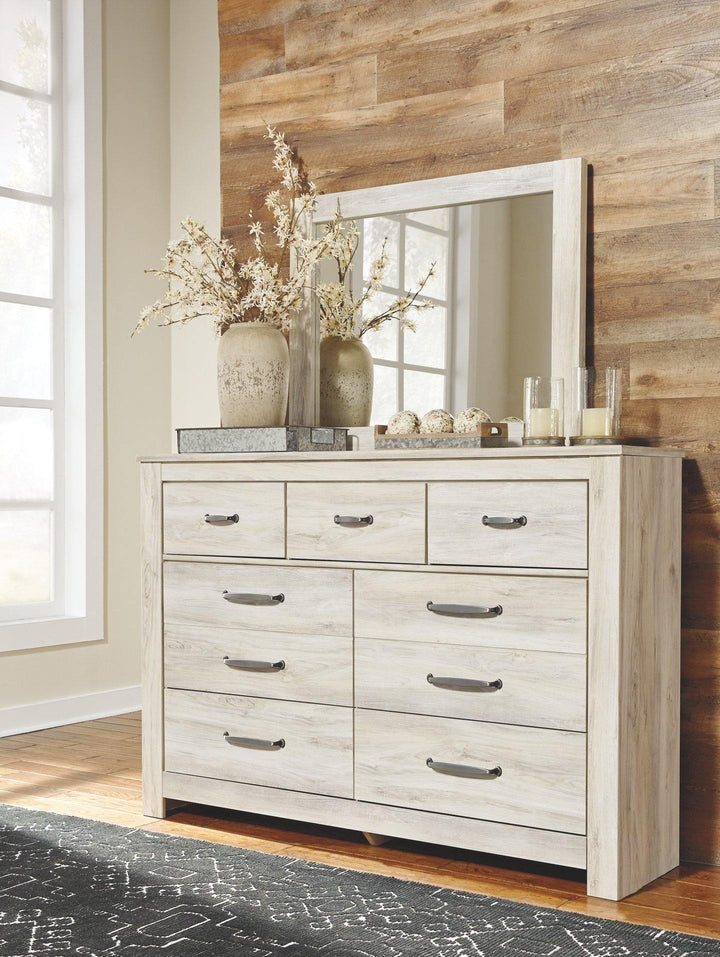 Bellaby Dresser B331-31 Whitewash Casual Master Bed Cases By AFI - sofafair.com