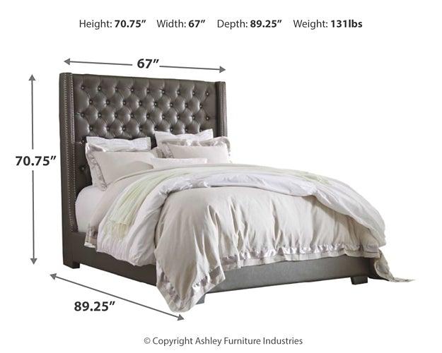 Coralayne AMP003924 master bed By ashley - sofafair.com