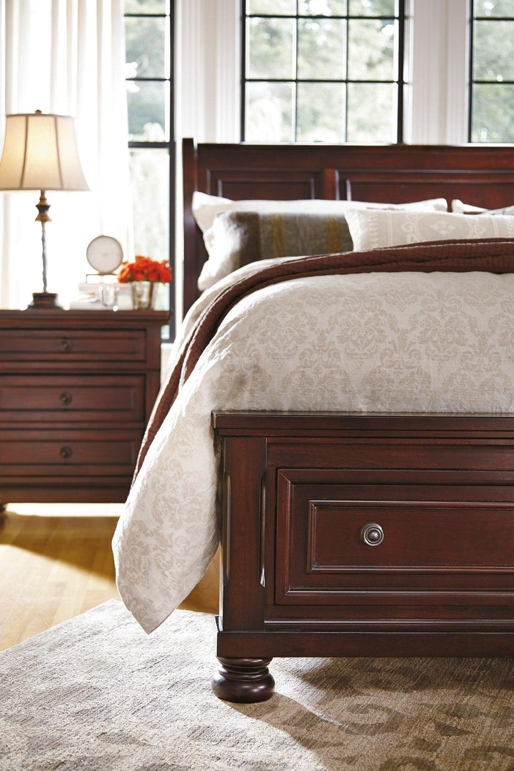 Porter AMP003973 master bed By ashley - sofafair.com