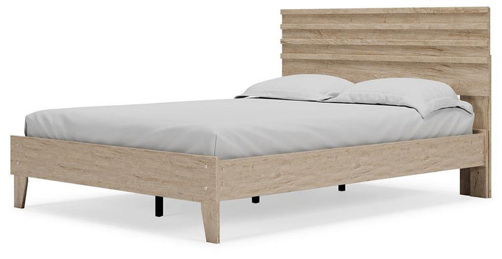 Oliah AMP006637 master bed By ashley - sofafair.com
