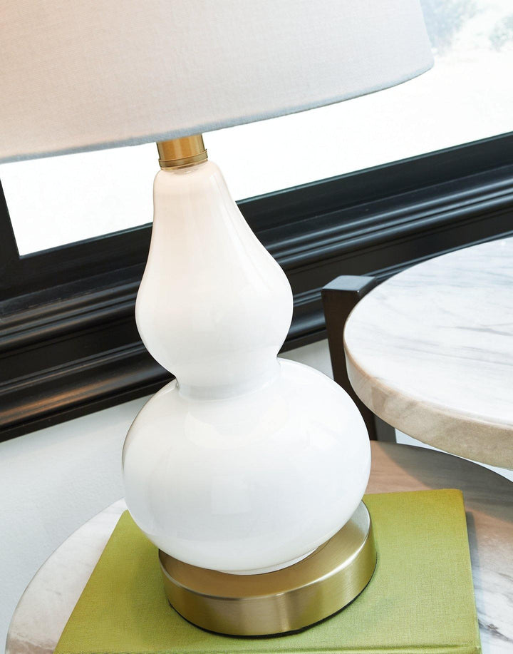 Makana Table Lamp L431504 White/Brass Contemporary Table Lamps By AFI - sofafair.com
