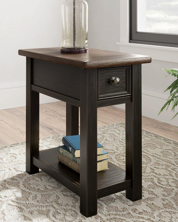 Tyler Creek Chairside End Table T736-107 Two-tone Casual Stationary Occasionals By AFI - sofafair.com