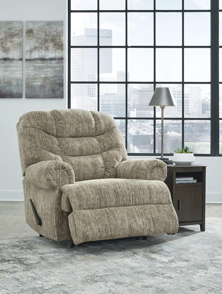 Movie Man Recliner 6380329 Brown/Beige Traditional Motion Upholstery By Ashley - sofafair.com