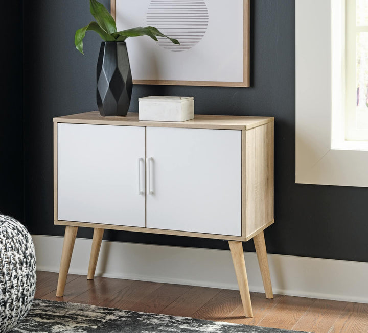 Orinfield Accent Cabinet A4000396 White Contemporary Stationary Upholstery Accents By Ashley - sofafair.com