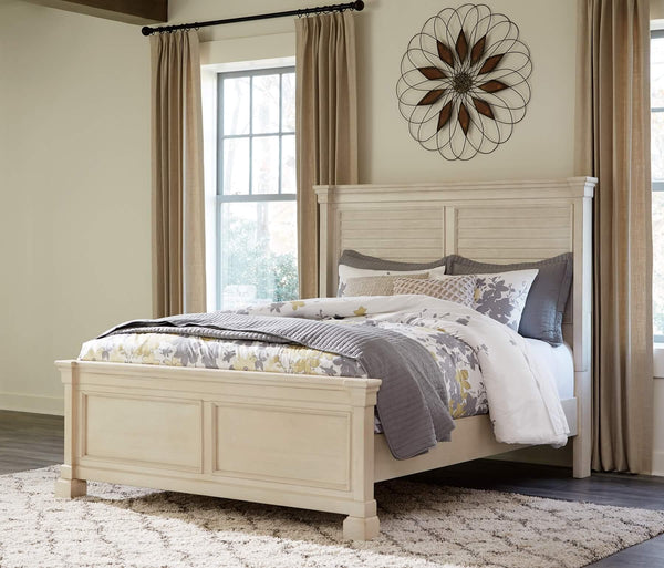 Bolanburg Queen Panel Bed B647B4 White Casual Master Beds By Ashley - sofafair.com