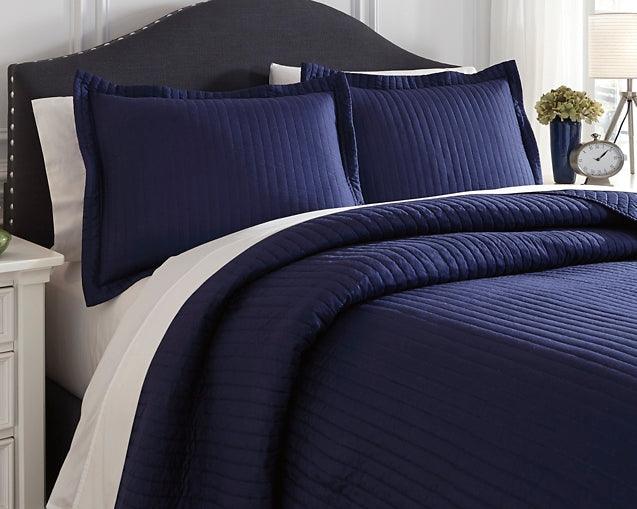 Raleda 3-Piece King Coverlet Set Q497003K Blue Contemporary Coverlet Set King By Ashley - sofafair.com