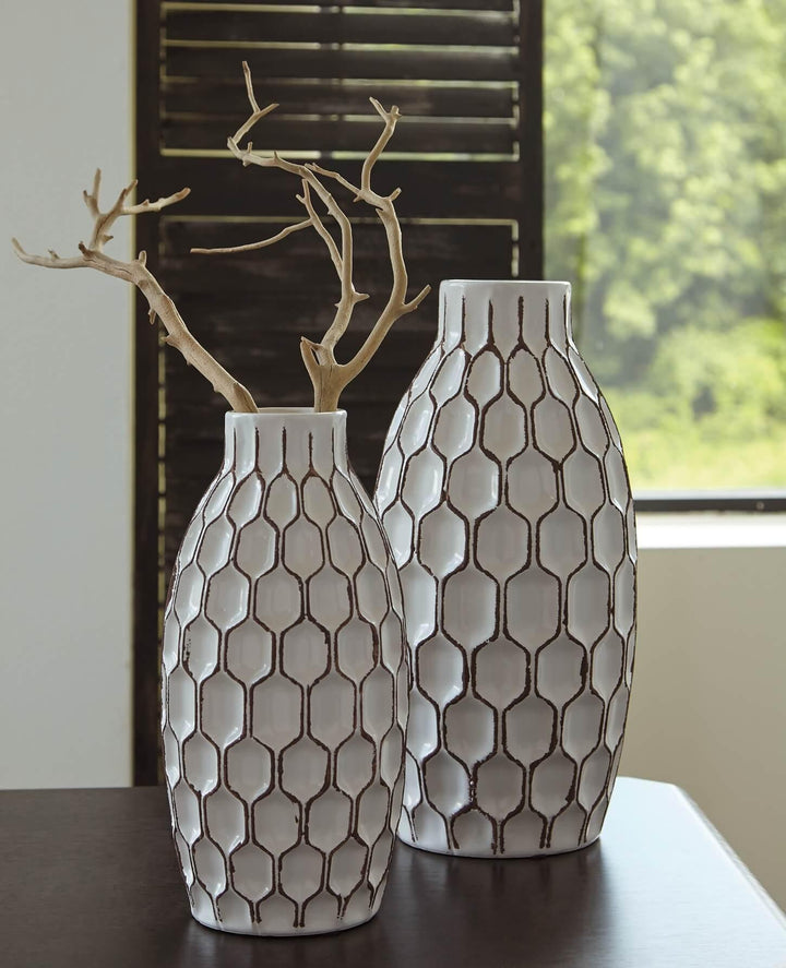A2000329 Brown/Beige Casual Dionna Vase (Set of 2) By Ashley - sofafair.com