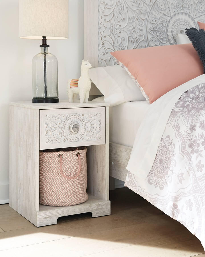 EB1811-291 White Casual Paxberry Nightstand By Ashley - sofafair.com