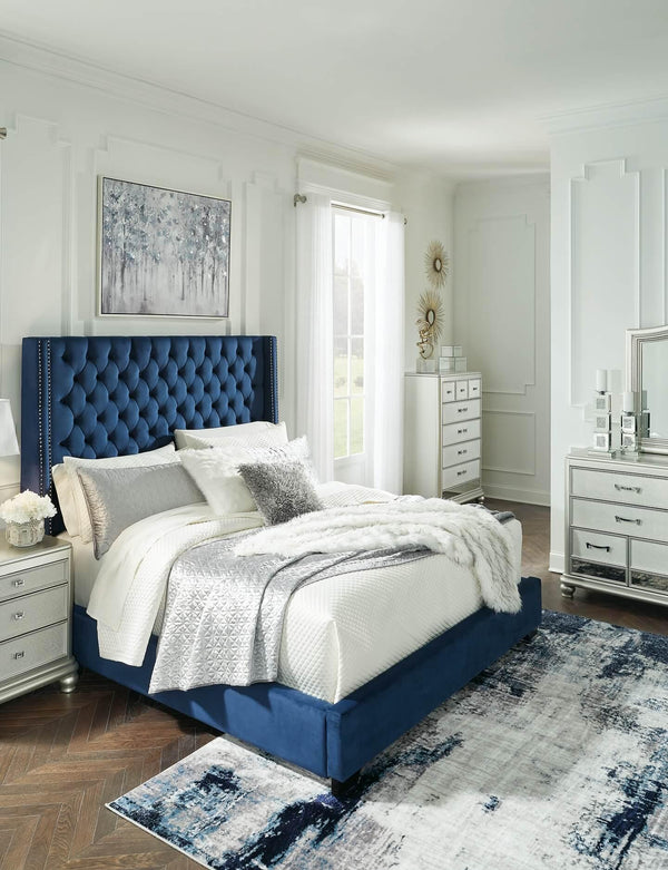 Coralayne King Upholstered Bed B650B25 Blue Traditional Master Beds By Ashley - sofafair.com
