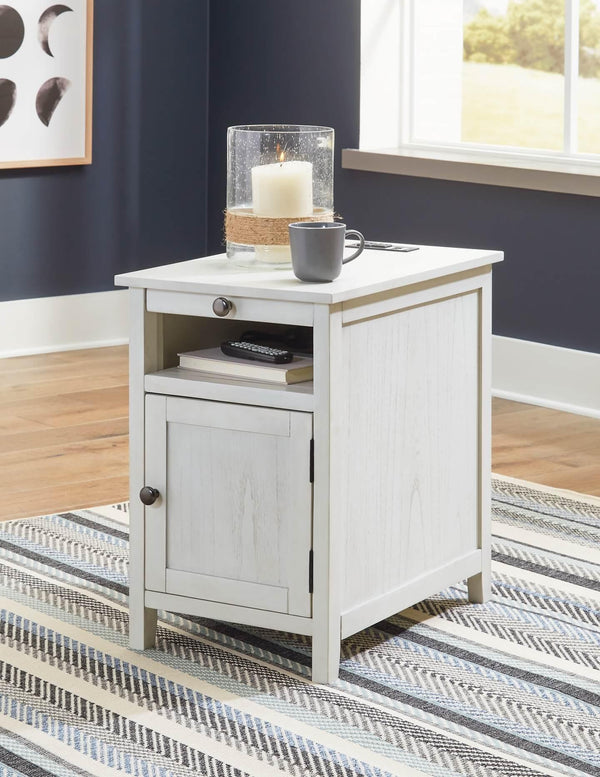 Treytown Chairside End Table T300-517 White Casual End Table Chair Side By Ashley - sofafair.com