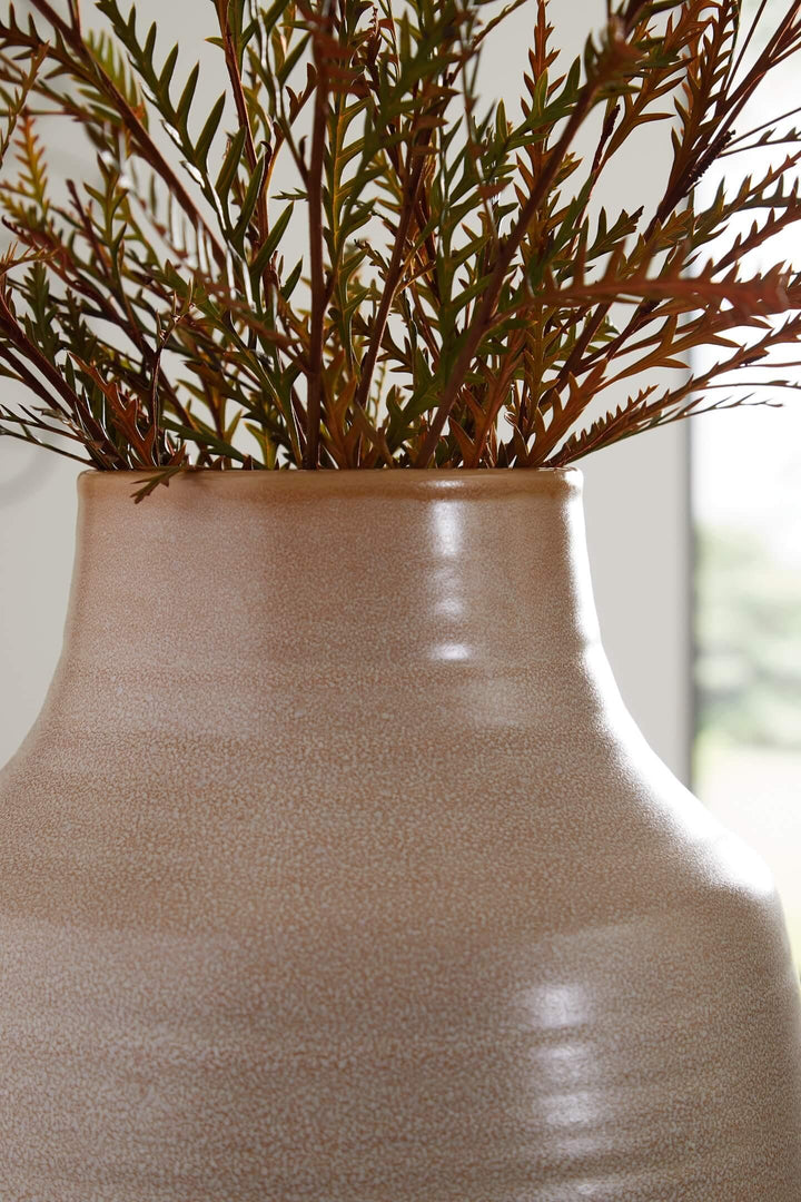 A2000582 Brown/Beige Casual Millcott Vase (Set of 2) By Ashley - sofafair.com