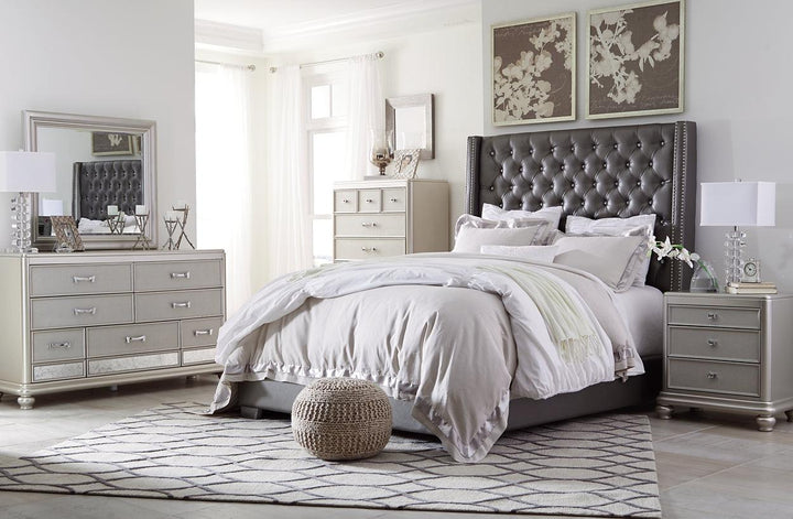Coralayne Queen Upholstered Bed B650B13 Black/Gray Traditional Master Beds By Ashley - sofafair.com